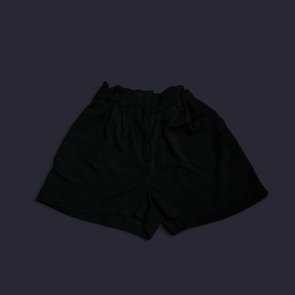 H&M Women's High Waist Black Shorts